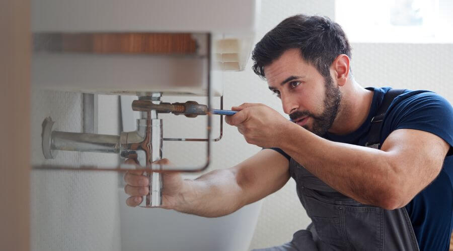 Hot water issue at sink in Lawrenceburg, IN